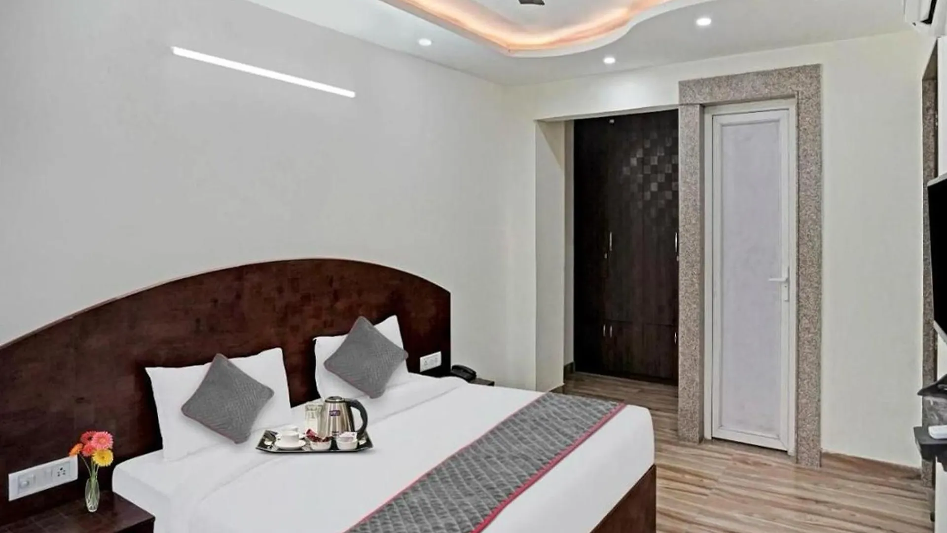 Bellmore Stay & Homes غورغاون الهند
